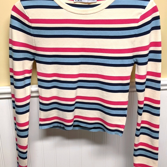 Zara - Picture 1 of 4